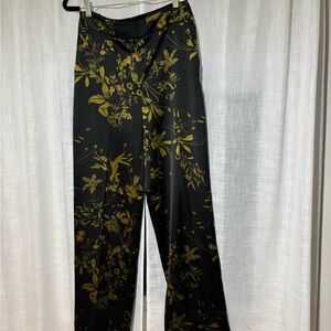 RW&Co silky set- Black and Gold